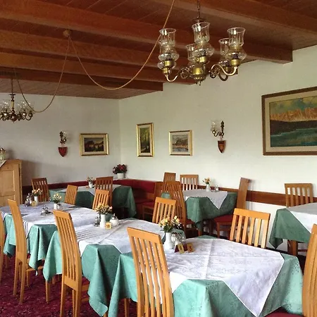 Bed & Breakfast Latemar 2*